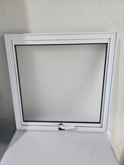 Imagem de Vitrô Maxim Ar (A)60 X 60 (L) Alumínio Branco Vidro Mini Boreal S/ Grade Linha 25 Premium