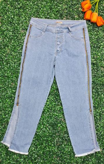 Imagem de WWZ FASHION Calça Jeans Zíper Lateral Detalhe com Botões Frontais 8243