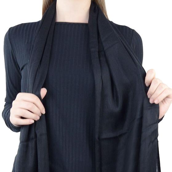 Imagem de Xale Feminino Pashimina Viscose Lisa com Franja 65x170 cm Preto - 083344