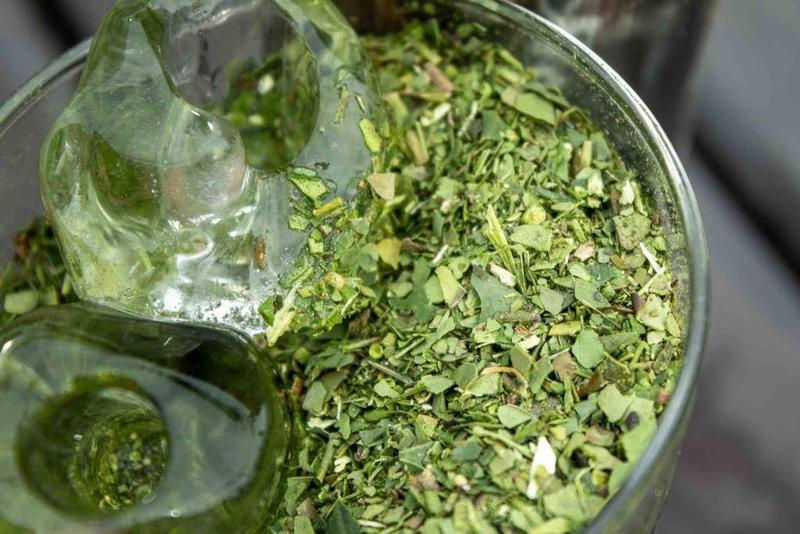 10 Erva Mate Tereré BARÃO LIMÃO FRESH Menta Sem Glúten 500 g - Barão de Cotegipe Imagem de 10 Erva Mate Tereré BARÃO LIMÃO FRESH Menta Sem Glúten 500 g