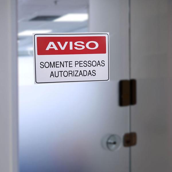 Imagem de 10 -  Placa de Sinalizacao Aviso Somente Pessoas Autorizadas - Acesso