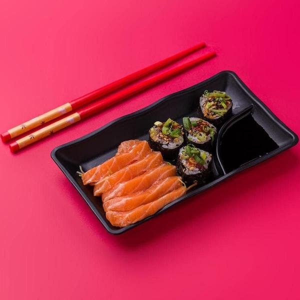 Imagem de 10 Pratos para Sushi 19x12cm com Porta Shoyu Melamina Comida Japonesa