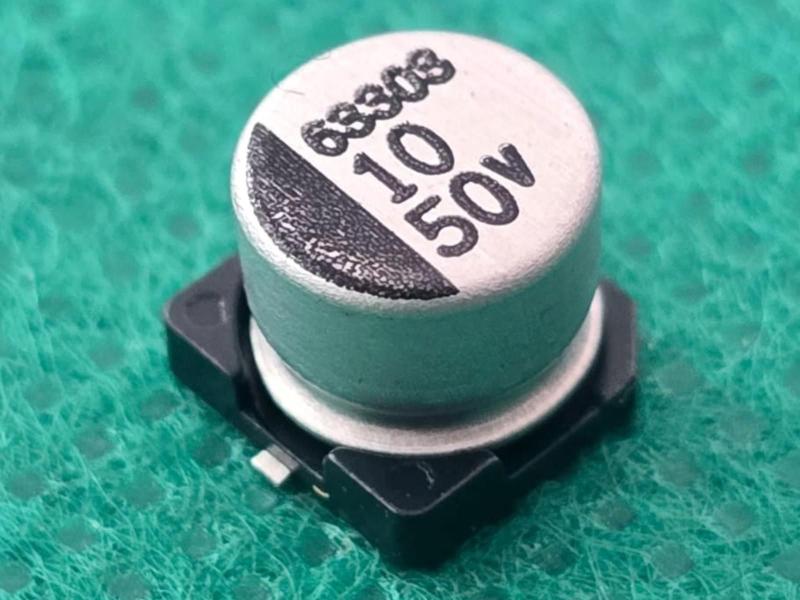 Imagem de 100x Capacitor Eletrolitico 10uf/50v Smd 105º 6,3x5mm Samwha