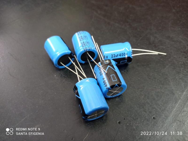 Imagem de 10x Capacitor Eletrolítico 22uf/400v 85 16x20mm Lelon