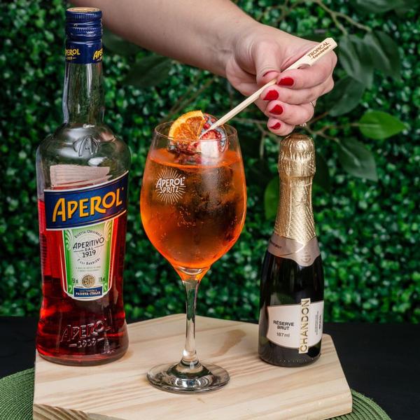12 Pirulitos Cristal de Frutas e Especiarias - Tropical Especiarias Imagem de 12 Pirulitos Cristal de Frutas e Especiarias
