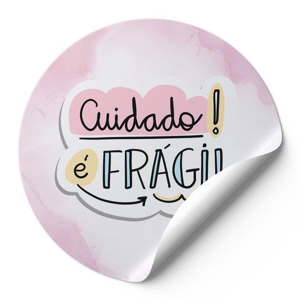 120 Etiquetas Auto Colante Adesivos Redondos Cuidado É Frágil Fundo Boho Rosa AD00422 - Kizart Imagem de 120 Etiquetas Auto Colante Adesivos Redondos Cuidado É Frágil Fundo Boho Rosa AD00422