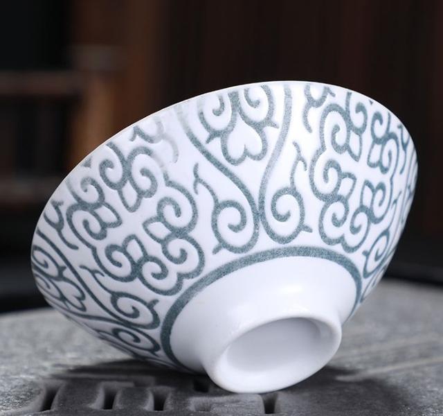 Imagem de 1pcs Alta Qualidade De Prata Banhada de Chá de Chá Drinkware Chinês Kung Fu Tea Cups De Porcelana Para Puer Oolong Chá Ceramic Cup Xícaras