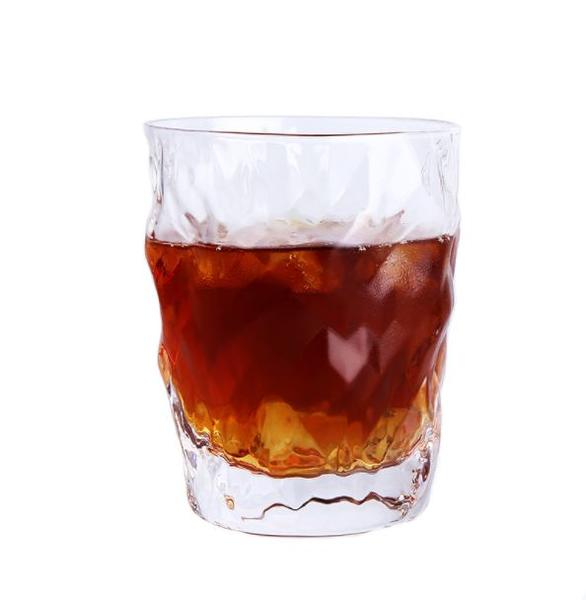 Imagem de 1pcs Whisky Glass Crystal Irregular Check Heavy Whisky Tumbler Liquor Wine Cup Creative Rock Glasses Gravura