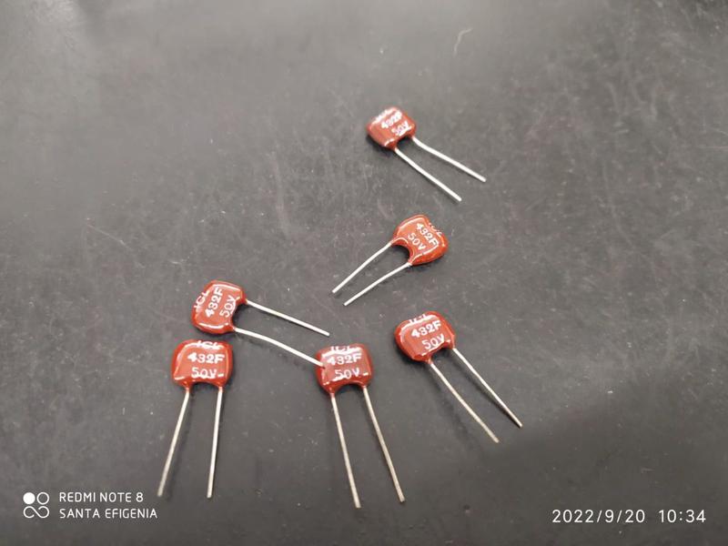 Imagem de 1x Capacitor Mica Prata 432pf/50v 1% Icl