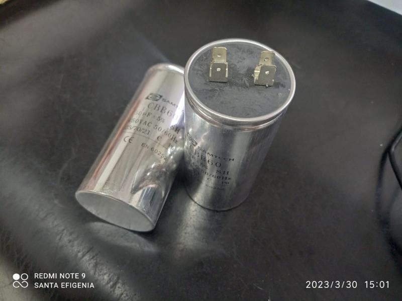 Imagem de 1x Capacitor Partida 50uf/450v Cbb60 5% 50x103mm Base Lisa