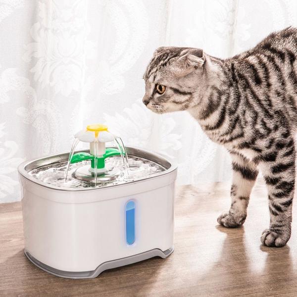 Imagem de 2.4L Fonte automática de água para gato de estimação com LED Elétrico USB Dog Cat Pet Automatic Bebedouro de Animais de Estimação Suprimentos de alimentação e rega de gatos