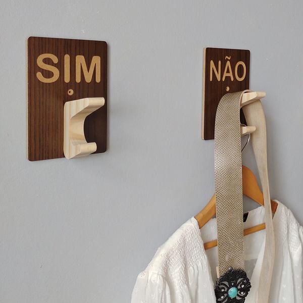 2 Ganchos pendurador provador de loja Sim Não pino duplo - Souvenir Decor Imagem de 2 Ganchos pendurador provador de loja Sim Não pino duplo