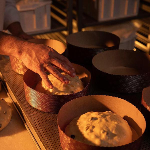 Imagem de 2 Panetone Ofner, Panettone 1Kg, Choco Avelã