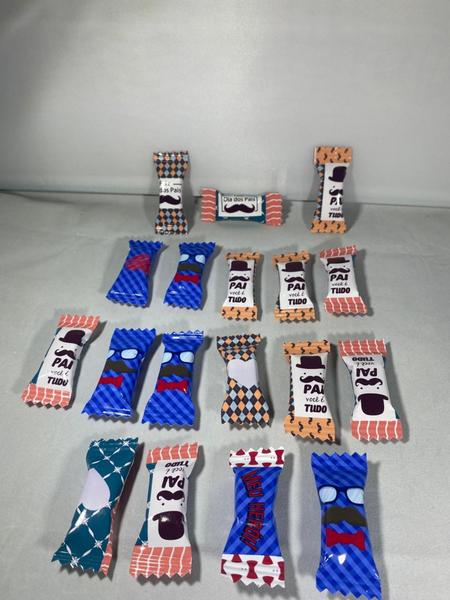 20 mini caixinha com 6 balas personalizadas para o dia dos pais para mimos, eventos especiais - PERSONALIZADOS Imagem de 20 mini caixinha com 6 balas personalizadas para o dia dos pais para mimos, eventos especiais