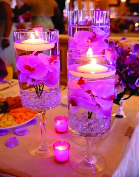 20 Velas Flutuantes para decoração de Taças e vidros - Encanto Velas Decorativas Imagem de 20 Velas Flutuantes para decoração de Taças e vidros