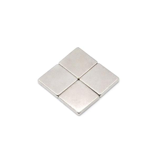 Imagem de 20pcs. Imã De Neodimio Quadrado Pastilha 10x10x2mm - N35