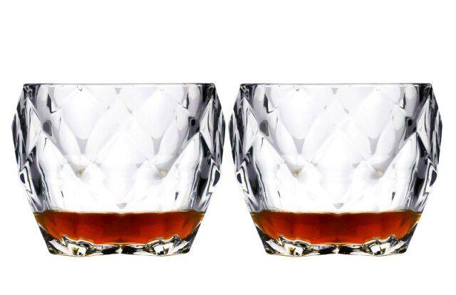 Imagem de 2pcs Salloping Horse Diamond Cutting Crystal Old Fashioned Whiskey Whiskey Glass European Classic Heavy Brandy Snifter Rock Glass Cup Vidro à moda antiga