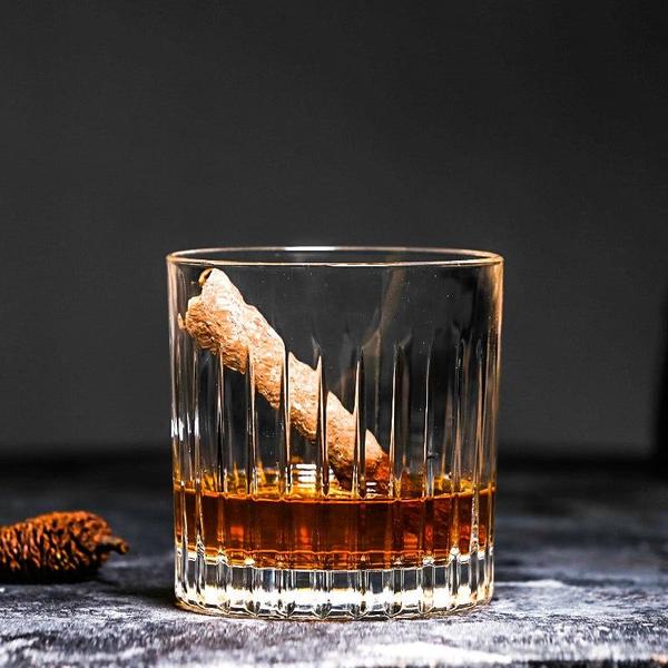 Imagem de 2pcs Western Classic Vertical Grain Old Fashioned Whisky Glass Bar Home Office Spirits Liquor Rhum Wine Drinking Cup Copas De Vidrio Vidro à moda antiga