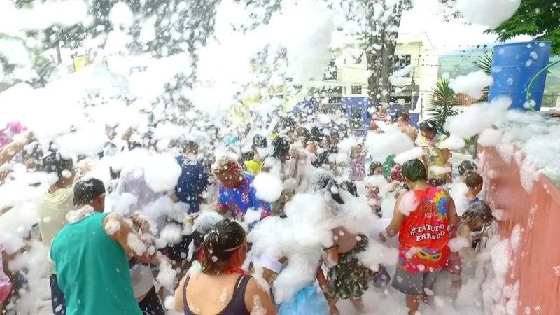 Imagem de 2un Spray Espuma Espuminha Artificial Festas Carnaval evento