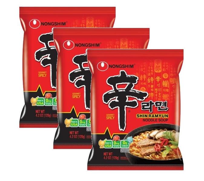 Imagem de 3 Lamen Shin Ramyun Picante Carne e Legumes MADE IN USA 120g