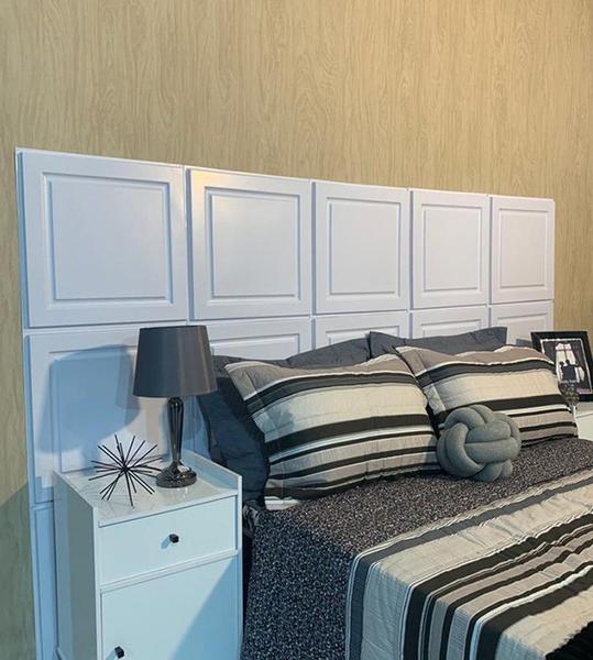 Imagem de 30 Placas 3d Decorativa Branca Revestimento Painel PVC Auto Relevo 50x50 Boiserie Clássica