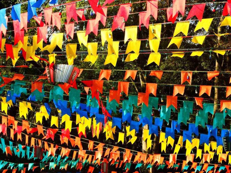 Imagem de 300 Metros De Bandeirinhas Pastico Festa Junina Atacado Nfe