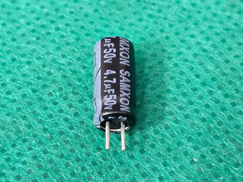 Imagem de 300x Capacitor Eletrolitico 4,7uf/50v 105 5x11mm Samxon