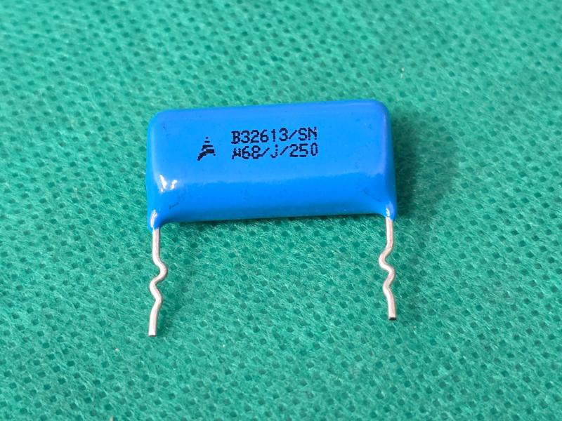 Imagem de 300x Capacitor Poliester 680nf/250v = 680k/250v 5% Epcos