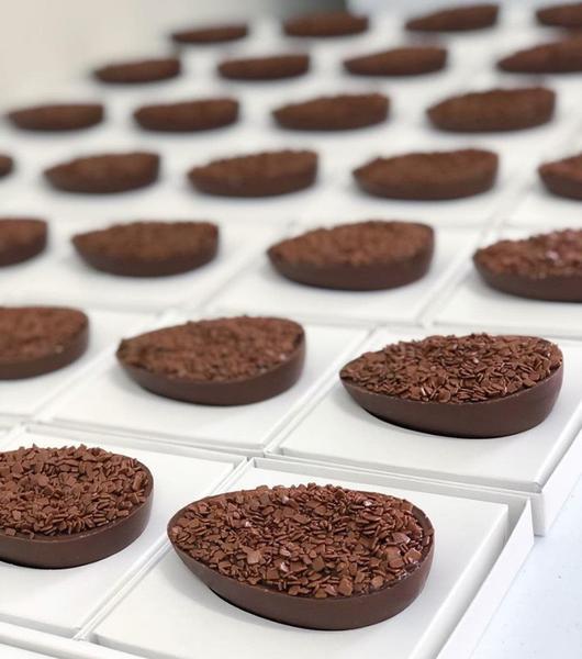 4 Forma de Chocolate Ovo De Pascoa 150g Bwb Gourmet Sp824 Imagem de 4 Forma de Chocolate Ovo De Pascoa 150g Bwb Gourmet Sp824