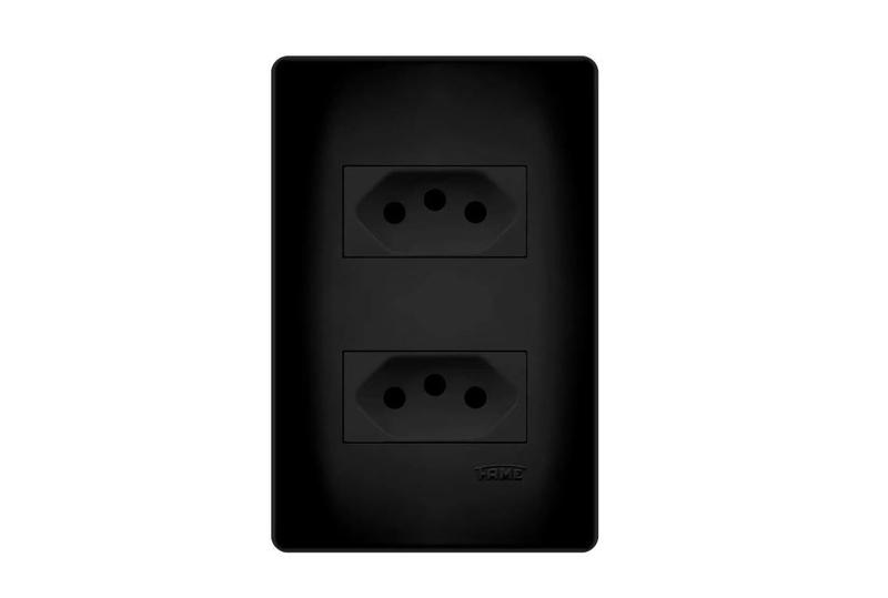 Imagem de 4 Tomadas Duplas Preta 2P+T Distanciadas 10A 250V Com Placa Habitat Black- FAME