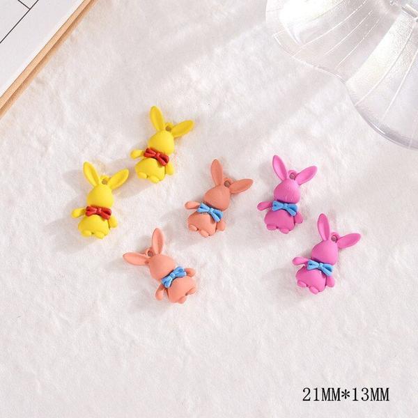 Imagem de 40pcs/lote Tinta spray de cor Animais De Desenho Animado Coelhos Forma Liga Flutuante Locket Charms Diy Joias Brinco Acessório