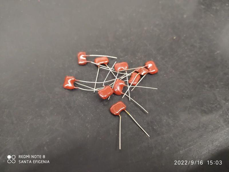 Imagem de 4x Capacitor Mica Prata 90pf/100v 5% Icl