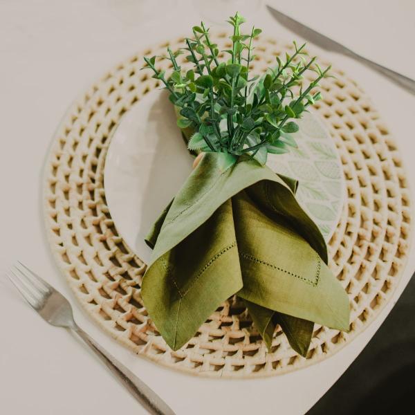 5 buquês de mini eucalipto 6 hastes cada plantas artificiais para decoração de mesas e recepção - DE0324 - Decora Flores Artificiais Imagem de 5 buquês de mini eucalipto 6 hastes cada plantas artificiais para decoração de mesas e recepção - DE0324