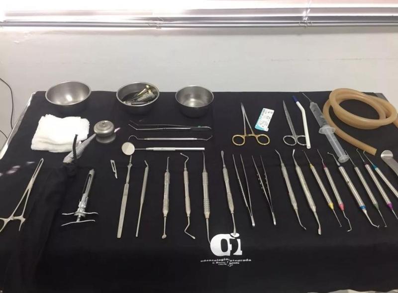 5 Campos Cirúrgicos De Instrumentos de Brim leve 100% algodão de medidas 60 cm x 80 Cm. - Vestmedic e-commerce Semeab Imagem de 5 Campos Cirúrgicos De Instrumentos de Brim leve 100% algodão de medidas 60 cm x 80 Cm.