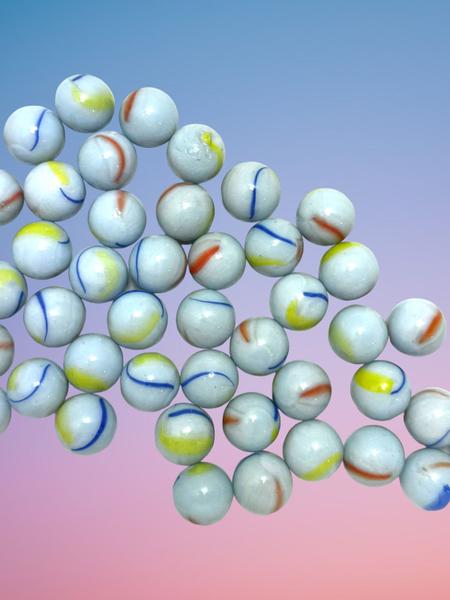 50 Bolinhas De Gude Mix C/ 3 Modelos Diferentes De Vidro - Escalda Pés Buricá Bila Birosca Imagem de 50 Bolinhas De Gude Mix C/ 3 Modelos Diferentes De Vidro