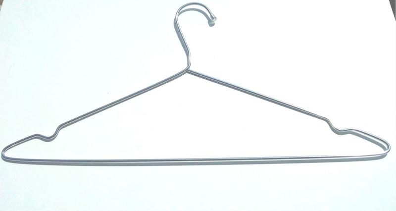 50 Cabides Adulto cromado com Ponteira Transparente - Fabricação Nacional Imagem de 50 Cabides Adulto cromado com Ponteira Transparente