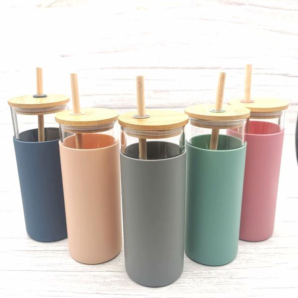 Imagem de 500ml de vidro tumbler copo de água de água água de silicone manga protetora manga bonito copo de água bambu tampa BPA vidro livre resistente ao calor Garrafas de água