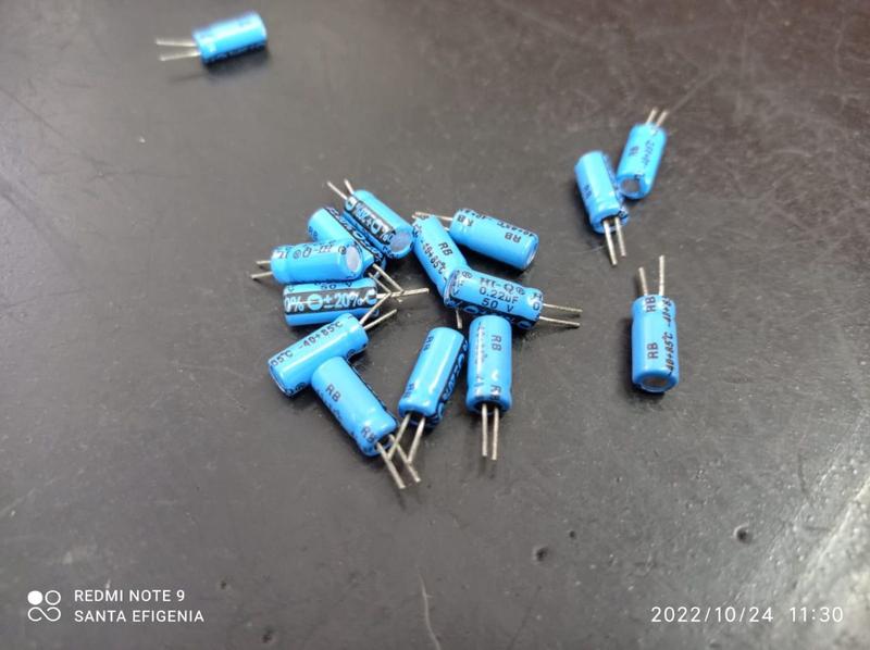 50x Capacitor Eletrolítico 0,22uf/50v 85 5x11mm Hi-q Imagem de 50x Capacitor Eletrolítico 0,22uf/50v 85 5x11mm Hi-q