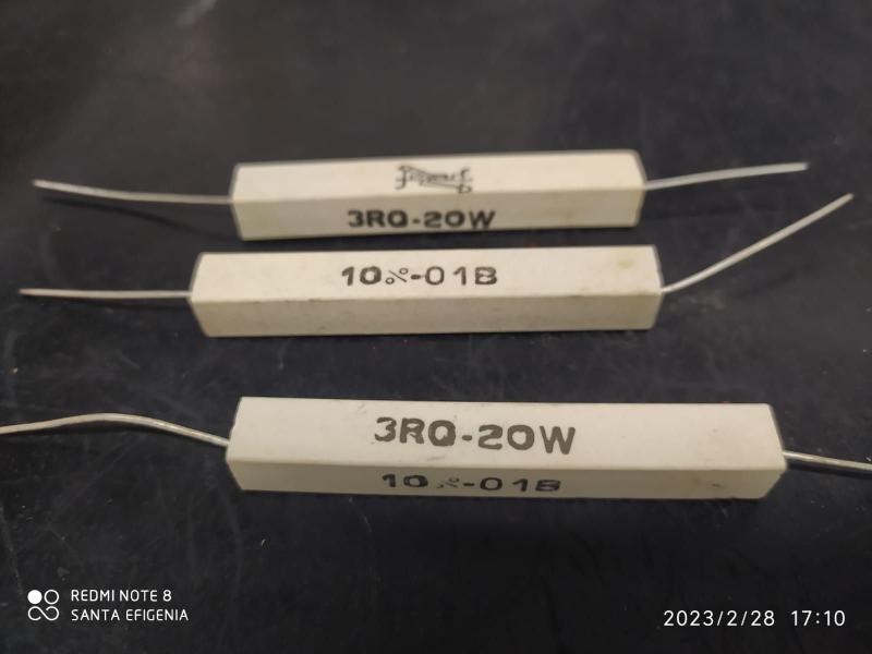 Imagem de 50x Resistor 3r 20w 10% Porcelana Slim