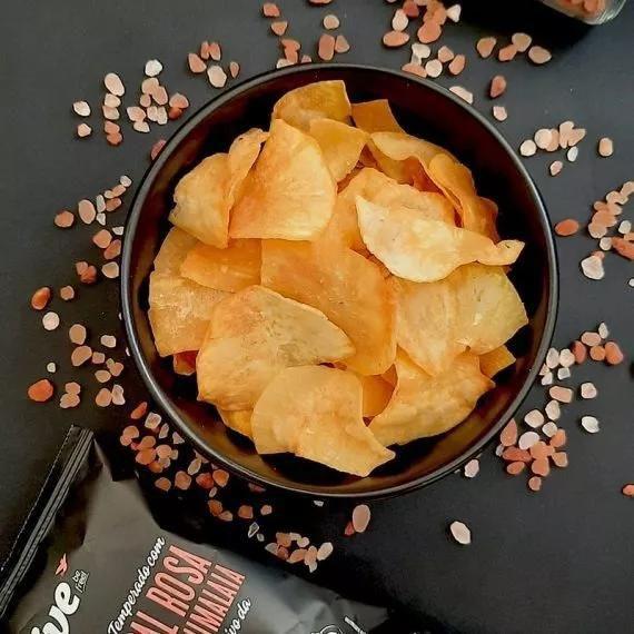 6x Batata Doce Chips Belive Com Sal Rosa Himalaia 50g Imagem de 6x Batata Doce Chips Belive Com Sal Rosa Himalaia 50g