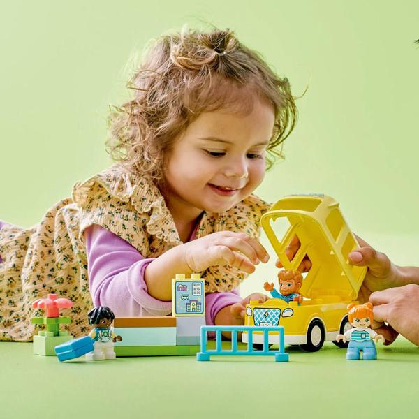 A Viagem de Ônibus Lego Duplo Imagem de A Viagem de Ônibus Lego Duplo