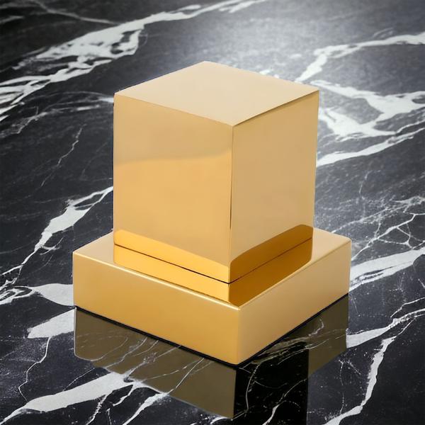 Imagem de Acabamento p/ registro quadrado metal - dourado brilhante