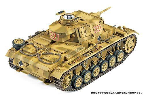 Imagem de Academy 1/35 Panzer III AUSF.J North Africa - Kit de Montagem de Tanque