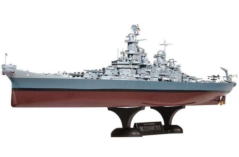 Imagem de Academy BB-63 Missouri 1/400 - Kit de Modelo Plástico de Navio de Guerra