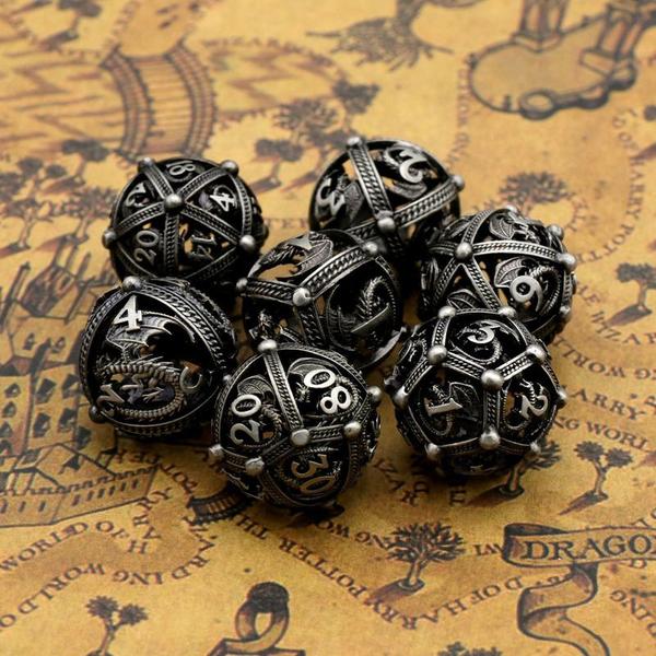 Acessórios de jogo de tabuleiro Metal Dice Chips para todas as idades - J-One Imagem de Acessórios de jogo de tabuleiro Metal Dice Chips para todas as idades