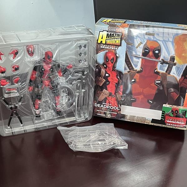 Imagem de Action Figure Deadpool Marvel Colecionavel Articulado Movel Boneco Com Acessorios 