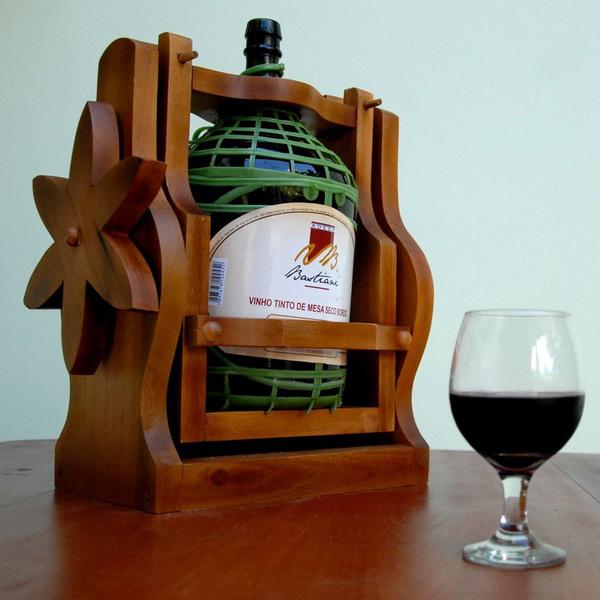 Adega Suporte Para Garrafão De Vinho Em Madeira Serve Fácil - Delenha Decor Imagem de Adega Suporte Para Garrafão De Vinho Em Madeira Serve Fácil