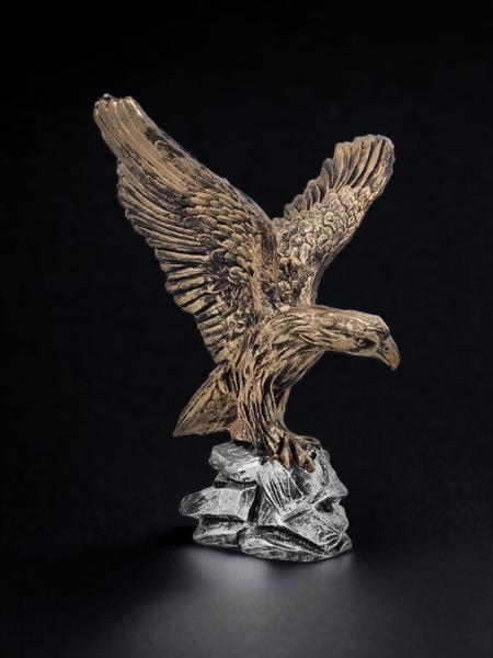 Águia Ave Rapina Poder Estátua Imagem De Resina Na Base 34cm - M3 Decoração Imagem de Águia Ave Rapina Poder Estátua Imagem De Resina Na Base 34cm