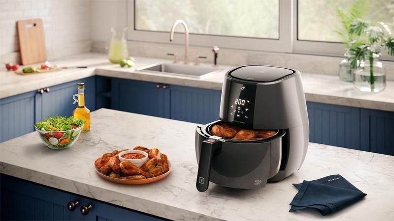 Imagem de Airfryer Eaf20 Electrolux 3,2L Digital Experience 1400W 220V