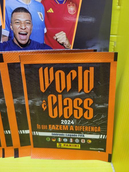 Imagem de Album De Figurinha Capa Mole  Fifa World Class 2024, Panini + 5 Envelopes